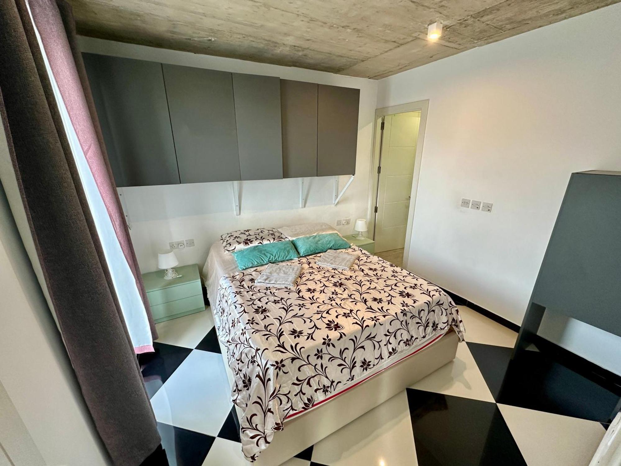 Paceville Sea View Penthouse With Jacuzzi! St. Julian's Exterior foto