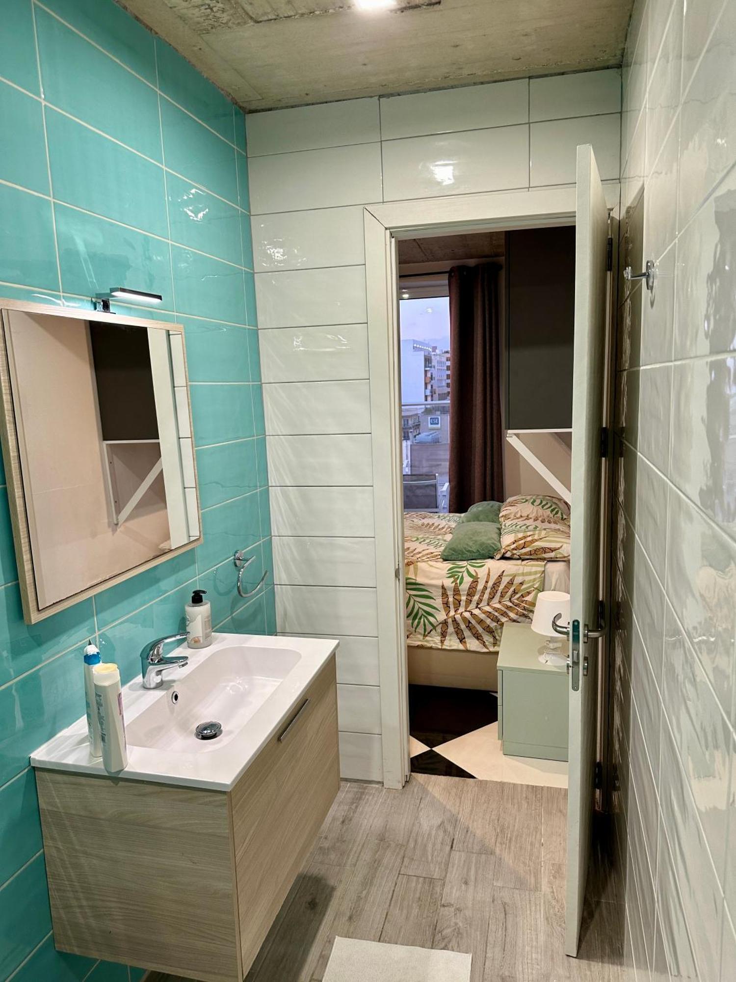 Paceville Sea View Penthouse With Jacuzzi! St. Julian's Exterior foto